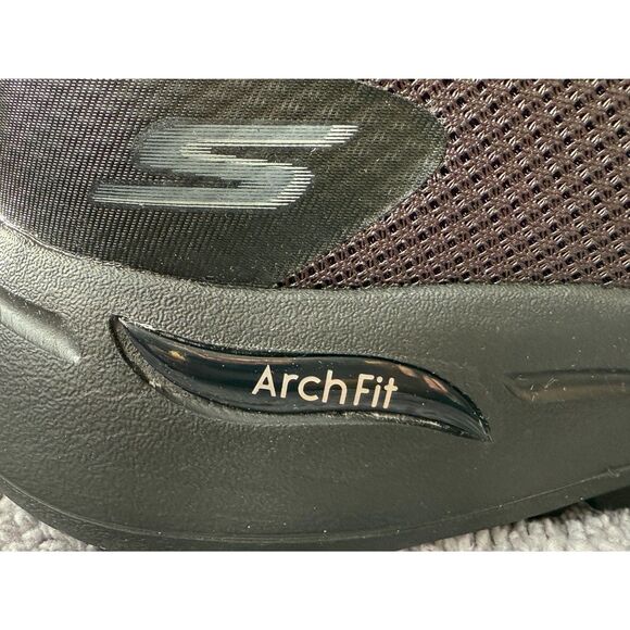 NEW--SKECHERS GO Walk Arch Fit Men's sz 12 Black Slip On Lightweight Comfortable - Picture 6 of 11
